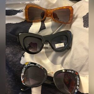 Lot of NWT Sunglasses.